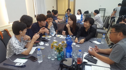 סדנה בהנחיית גלית זמלר לאנשי חינוך מדרום קוריאה